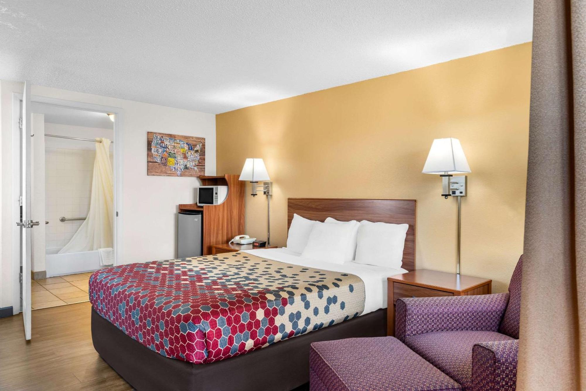 Econo Lodge Miles City Exteriör bild